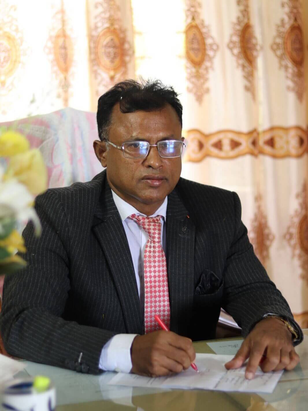 প্রধান শিক্ষক